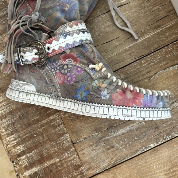 El Vaquero Italy Indio Mocc Boot NWT Freedom Flower - Picture 5 of 17